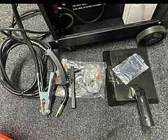 Brand new gas/gasless 225 amp mig welders free delivery. - Image 6/10