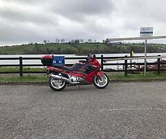 Honda CBR 1000f