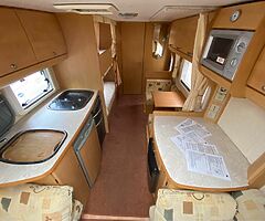 Bailey Senator 6/7 Berth Luxury Caravan For Sale - Image 5/10