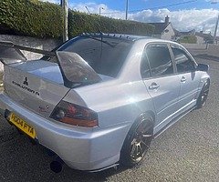 2004 Mitsubishi Lancer - Image 4/10