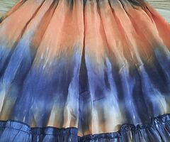 Maxi dress
Size small