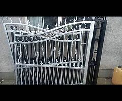 Steel gates&fence - Image 3/10