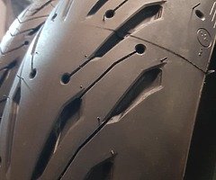 Michelin road 5 - Image 3/10