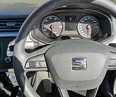 Seat Ibiza 1.0 SE Hatchback Petrol Manual (75Bhp) - Image 8/8