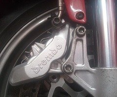 2004 ducati 749 **low mileage** - Image 8/9