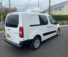 2012 Peugeot Partner - Image 5/10