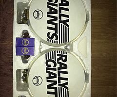 Original 1970s Rally Giants spotlights