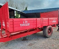 LEE TIPPING TRAILER