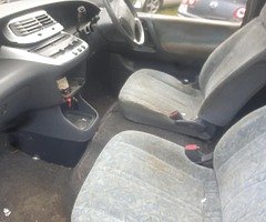 1995 Toyota Previa - Image 5/10