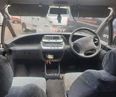 1995 Toyota Previa - Image 8/10