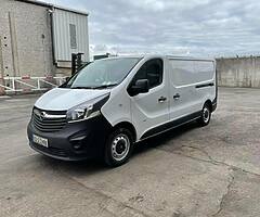 Opel Vivaro - Image 5/10