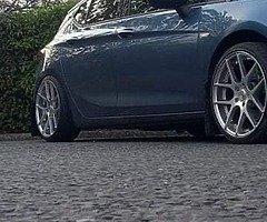 18 ava 5x112 8j all with 215/35/18 tyres all and no craxks or weld and  2 week old &best offer t
