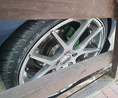 18 ava 5x112 8j all with 215/35/18 tyres all and no craxks or weld and  2 week old &best offer t - Image 7/8