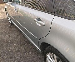 Car - Image 4/10
