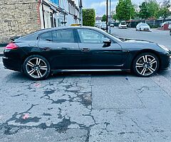 2014 Porsche Panamera - Image 3/10