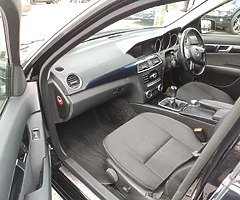 2012 Mercedes c220 WARRANTY DELIVERY 134k km - Image 6/10