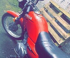 2000 Honda CG 125
