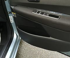 2010 PEUGEOT 5008 2 LTR HDI 7 SEATER N.C.T 04-20 TAX 04-19 - Image 9/10