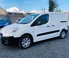 2014 Peugeot Partner Finance this van from €30 P/W - Image 4/10