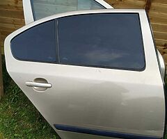 Skoda octavia doors 60e each.Cane. - Image 3/4