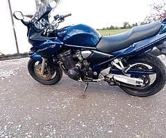 Suzuki bandit 1200s