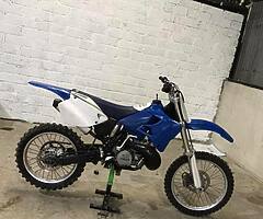 2001 YZ250