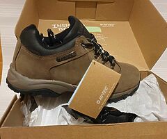 Hi tec  shoes - Image 5/9