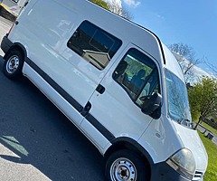 Nissan Interstar Crew Cab 6 Seater
