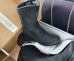 Dainese gotetex tour boots