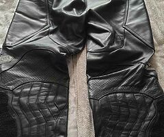 Motorbike clothing - Image 6/10