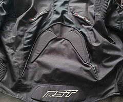 Motorbike clothing - Image 10/10