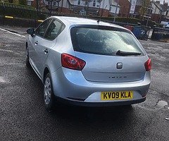 2009 SEAT IBIZA FULL YEARS MOT LOW MILLAGE - Image 4/7