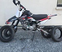 Stomp 140 supermoto