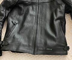 Lady’s leather motorcycle jacket - Image 3/4