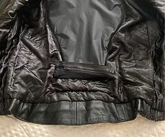 Lady’s leather motorcycle jacket - Image 4/4