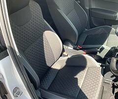 Skoda Rapid Sport - Image 8/10