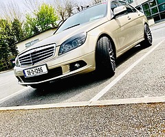 2009 Mercedes-Benz C-Class - Image 4/7