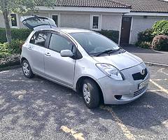 Toyota yaris 2007 (automatic 1 ltr)