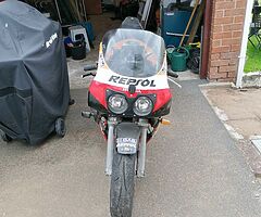 2000 Honda CBR - Image 3/6