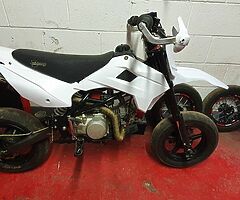 Pitbike Stomp 140 motard