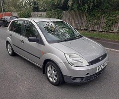 2004 Ford Fiesta