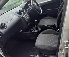 2004 Ford Fiesta - Image 5/8