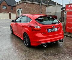 2014 1.6 Ford Focus Titanium  LOW MILEAGE - Image 4/9