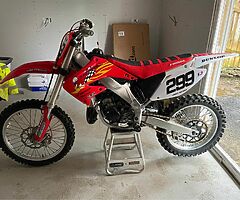 2002 Honda CR - Image 6/6