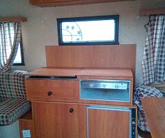 Casito pop up caravan light weight towing big 4berth - Image 6/10