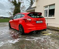 2014 1.6 Ford Focus Titanium  LOW MILEAGE - Image 4/9