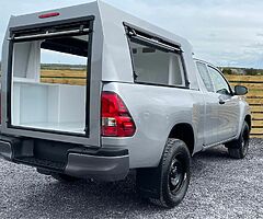 2021 Toyota Hilux - Image 8/10