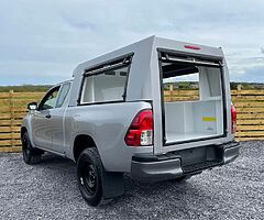 2021 Toyota Hilux - Image 9/10