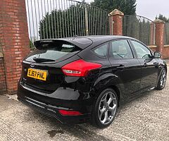 2017 Ford Focus - Image 4/10