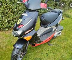 2000 Aprilia sr 125